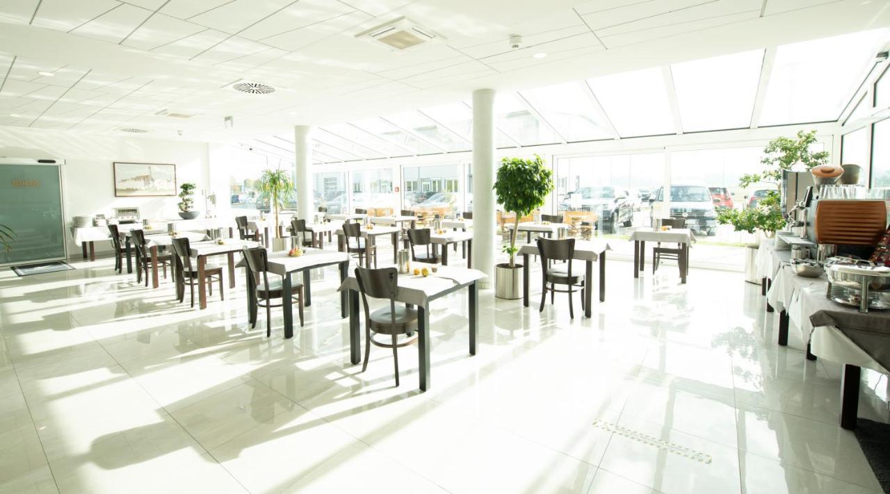 Stadthotel Donauwoerth Ngoại thất bức ảnh